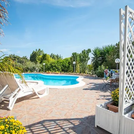 Villa Scopello Sleeps 10 Pool Air Con Wifi Scopello (Sicily)